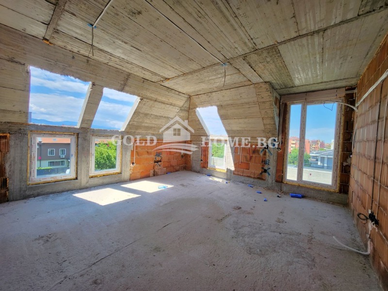 Продава 3-СТАЕН, град Пловдив, Остромила • 168400 € / 329361.77 лв. • 89981251 1