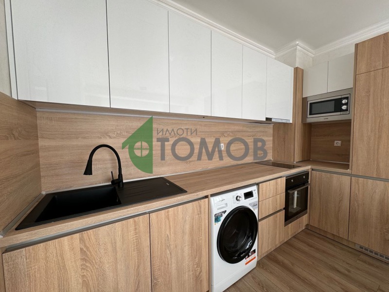 Продава 3-СТАЕН, гр. Шумен, Пазара, снимка 4 - Апартаменти - 53429157