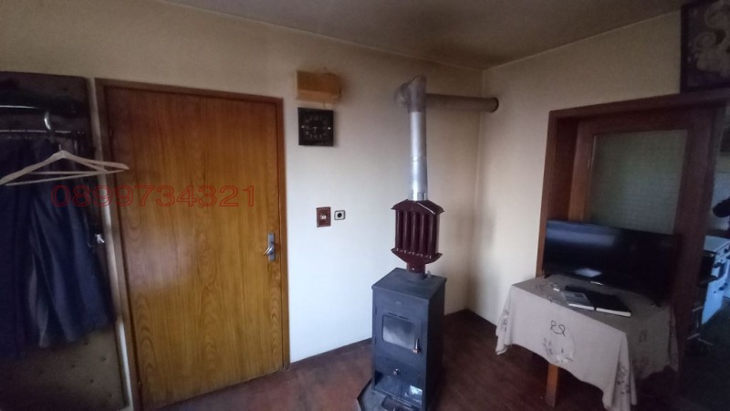 Продава КЪЩА, гр. Свищов, област Велико Търново, снимка 14 - Къщи - 52782315