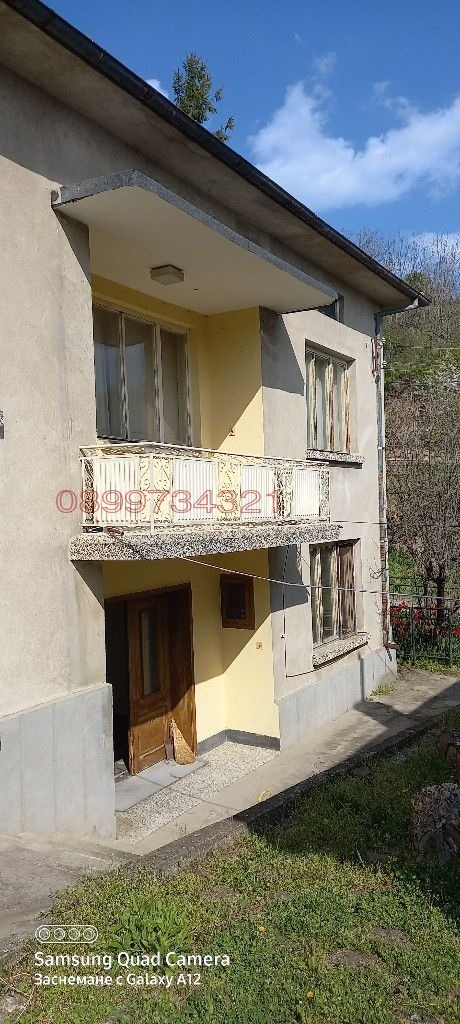 Продава КЪЩА, гр. Свищов, област Велико Търново, снимка 3 - Къщи - 52782315