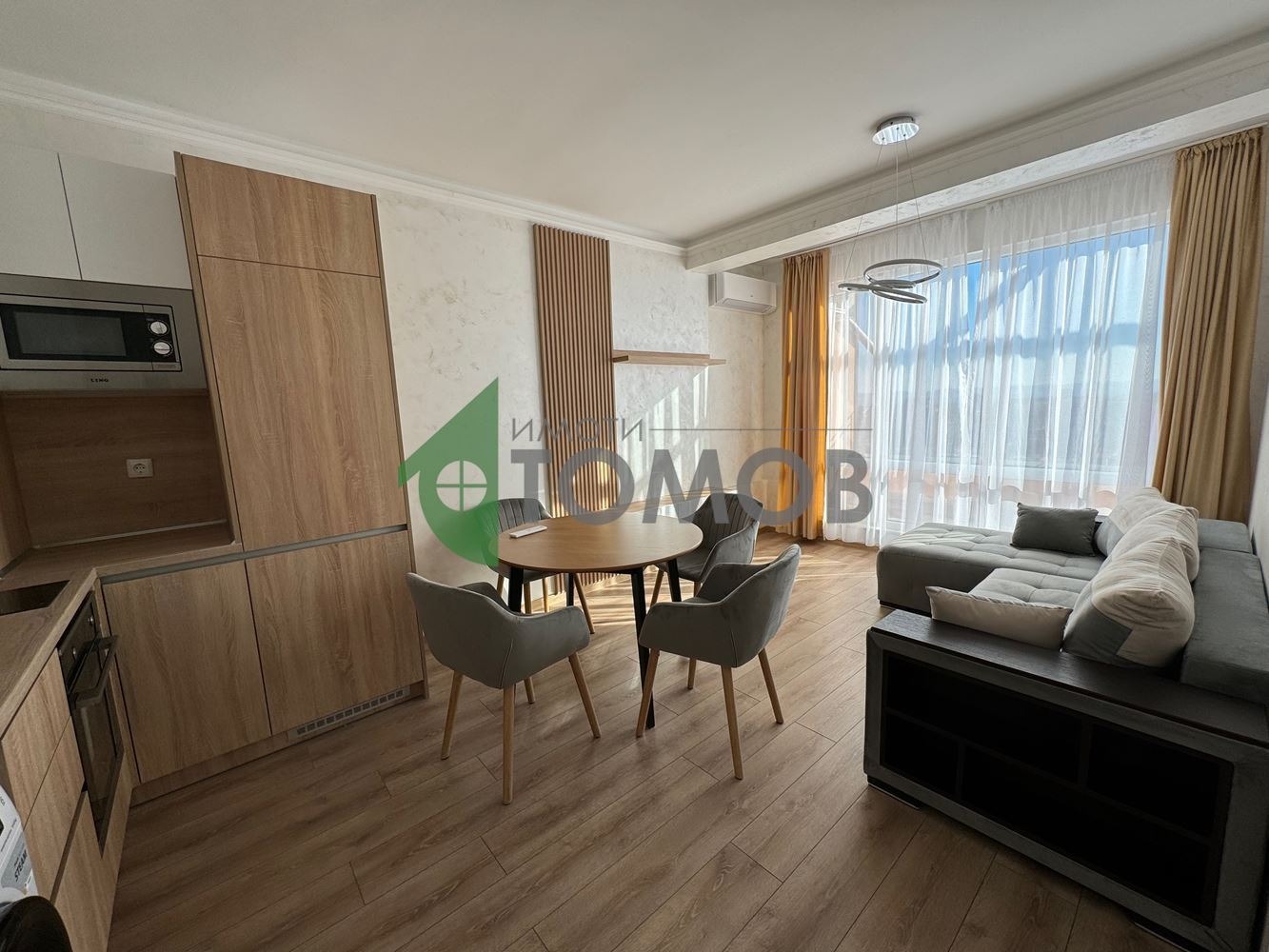 Продава 3-СТАЕН, гр. Шумен, Пазара, снимка 2 - Апартаменти - 53429157