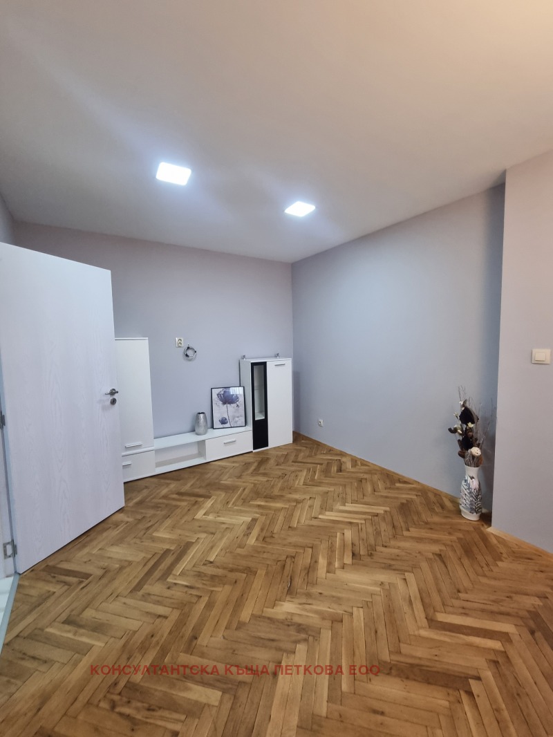 Na prodej  2 ložnice Loveč , Širok centar , 94 m2 | 89986591 - obraz [4]