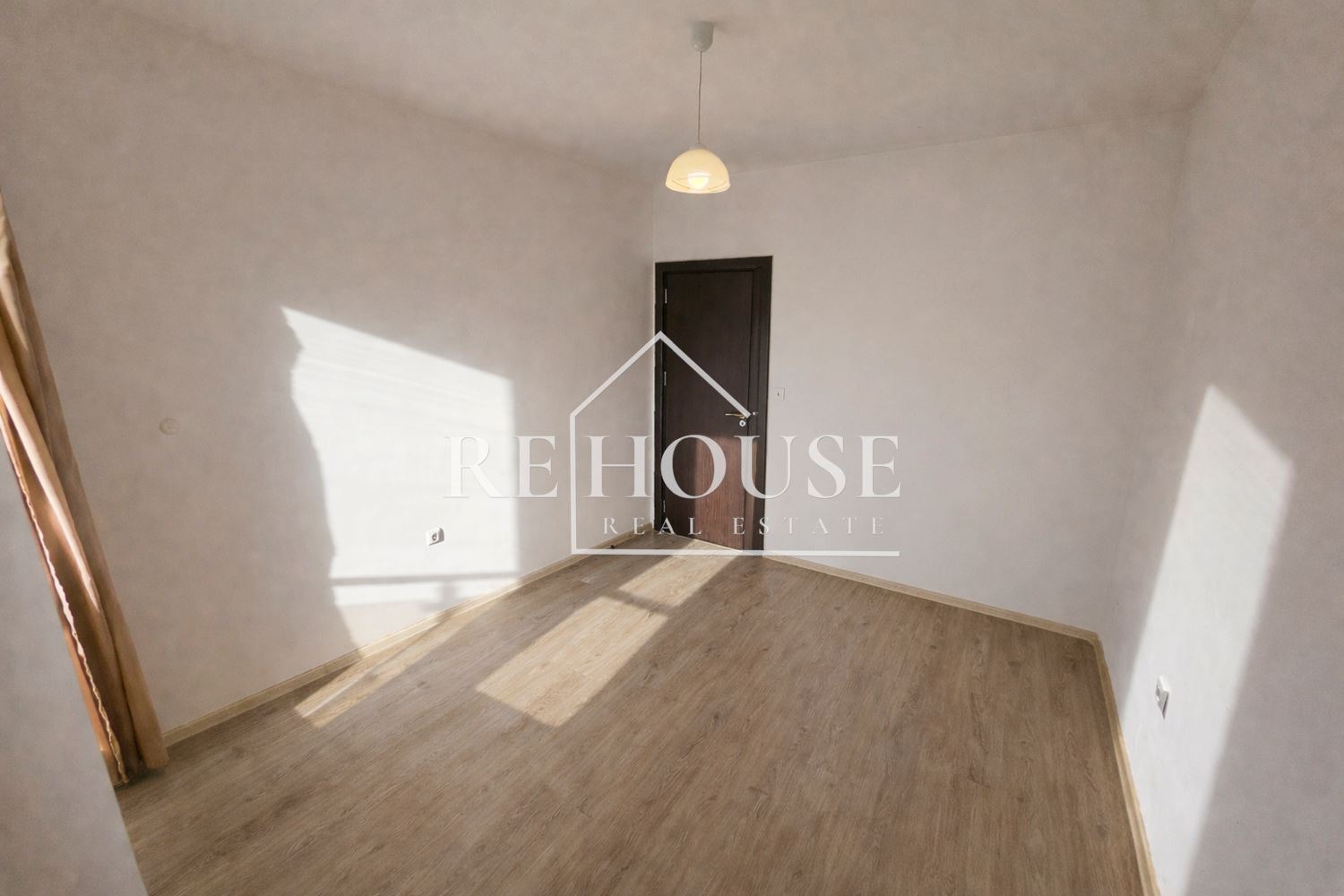 Продава 2-СТАЕН, гр. Варна, Гранд Мол, снимка 6 - Апартаменти - 53771173