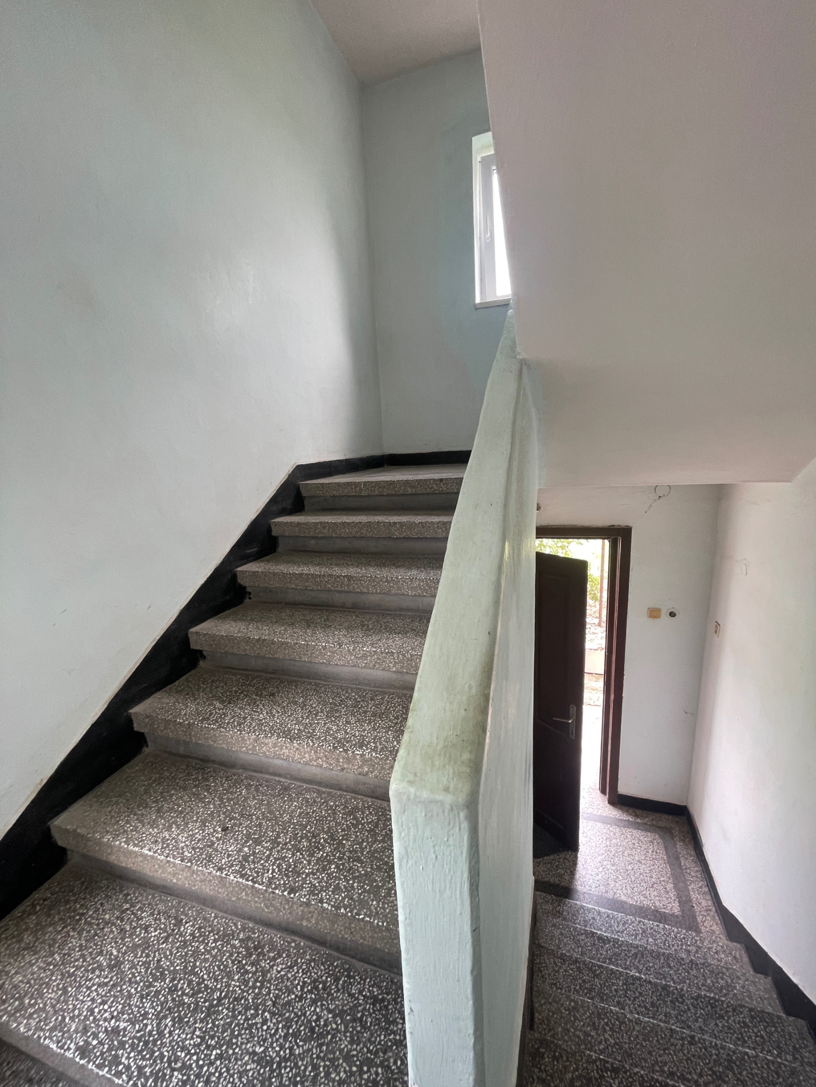Продава 3-СТАЕН, гр. Русе, Централен кооп. пазар, снимка 7 - Апартаменти - 54656559