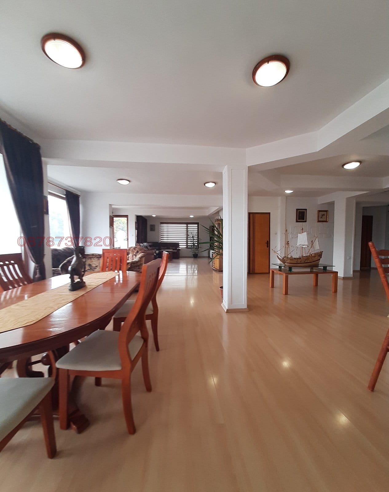 Продава МНОГОСТАЕН, гр. Търговище, Боровец, снимка 2 - Апартаменти - 55677557