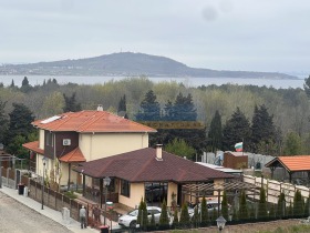 1 slaapkamer Tsjernomorets, regio Boergas