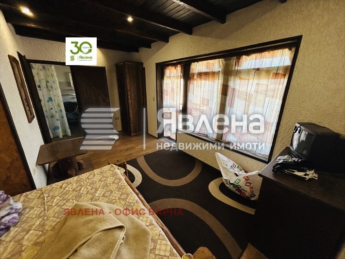 Продава КЪЩА, с. Осеново, област Варна, снимка 11 - Къщи - 54705099