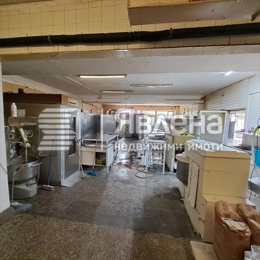 For Sale  Industrial building Varna , Zapadna promishlena zona , 900 sq.m | 28254069 - image [2]
