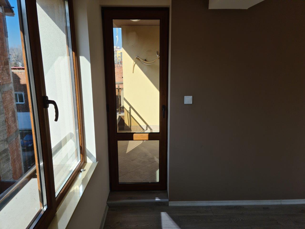 Продава 2-СТАЕН, гр. Пловдив, Кючук Париж, снимка 3 - Апартаменти - 54549600