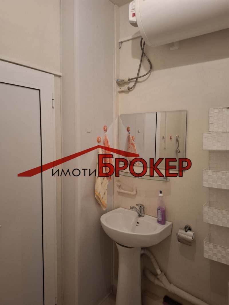 Продава  2-стаен град Сливен , Сини камъни , 64 кв.м | 11132914 - изображение [11]