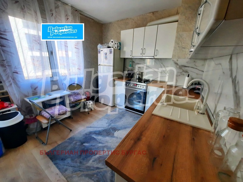 Продава 3-СТАЕН, гр. Бургас, Възраждане