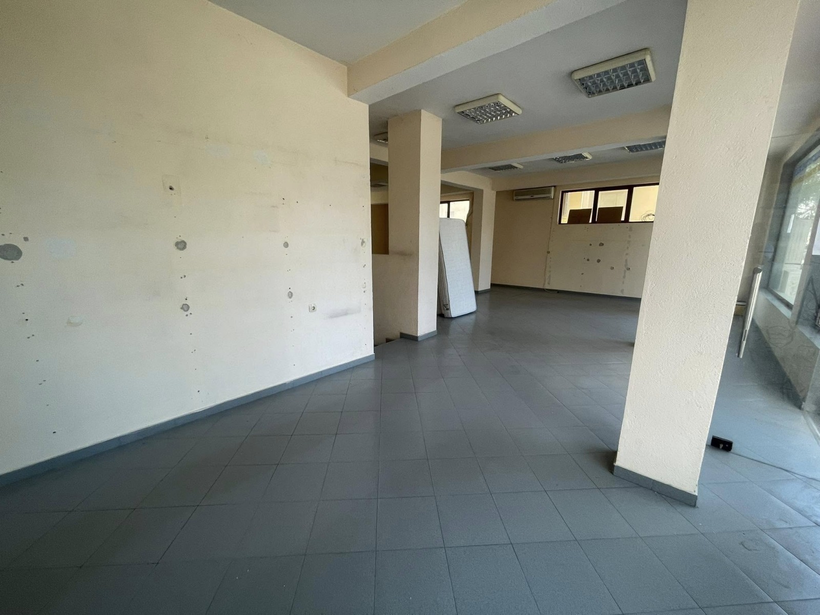 Продава ОФИС, гр. Благоевград, Грамада, снимка 10 - Офиси - 53797580