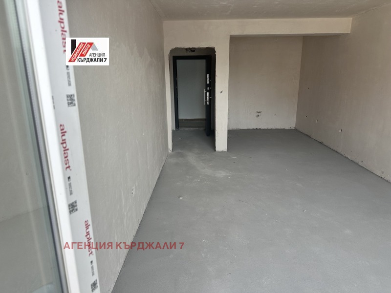 На продаж  1 спальня Кърджали , Възрожденци , 82 кв.м | 41814987 - зображення [4]