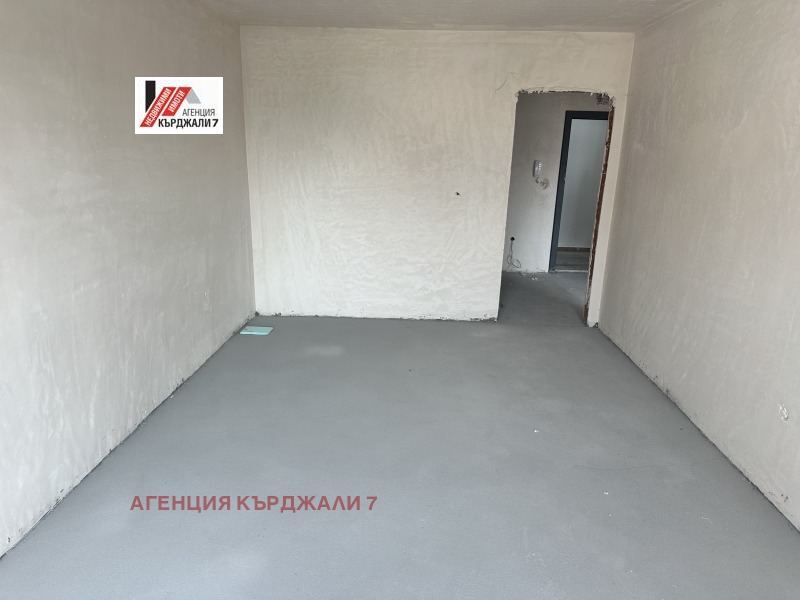 На продаж  1 спальня Кърджали , Възрожденци , 82 кв.м | 41814987 - зображення [6]