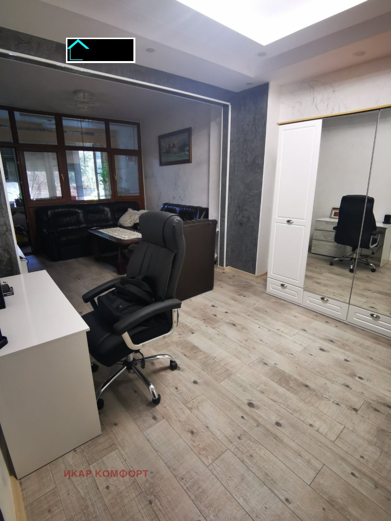 In vendita  2 camere da letto Ruse , Tsentar , 77 mq | 42466850 - Immagine [3]