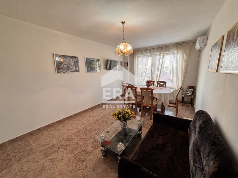 Продава 3-СТАЕН, гр. Русе, Родина 3, снимка 3 - Апартаменти - 55112783