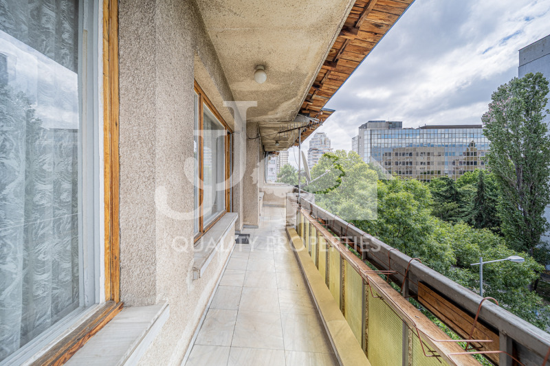 Продава  4-стаен град София , Изгрев , 120 кв.м | 35053426 - изображение [15]