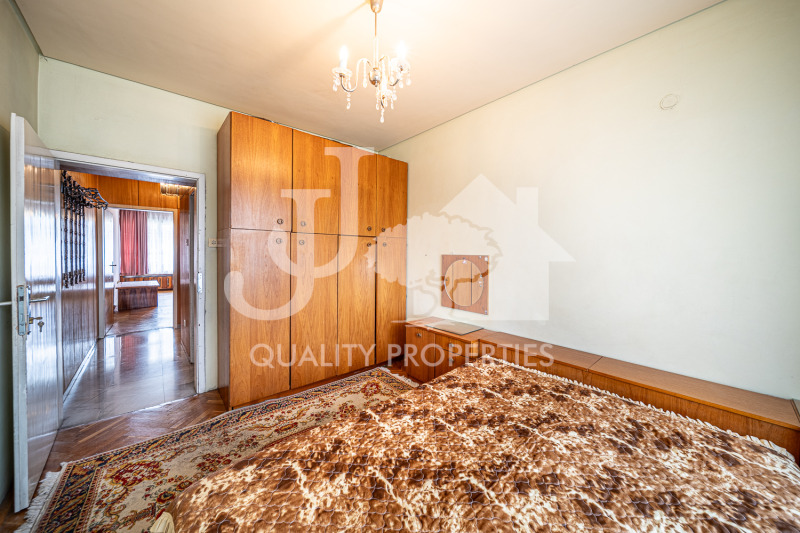 Продава  4-стаен град София , Изгрев , 120 кв.м | 35053426 - изображение [10]