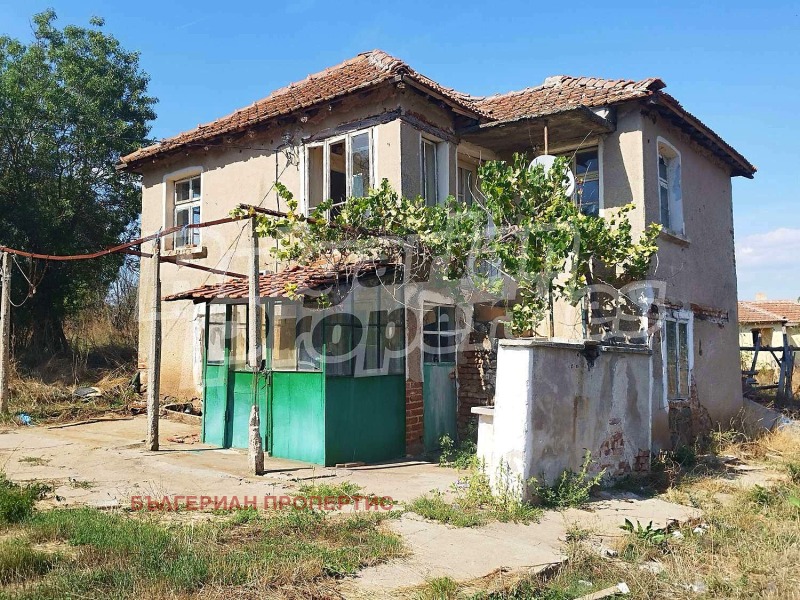 Till salu  Hus region Yambol , Malko Sjarkovo , 100 kvm | 36492080