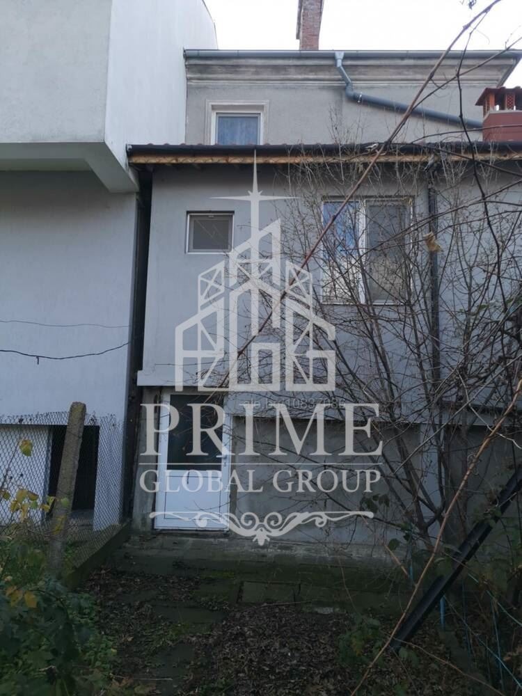 Продава КЪЩА, гр. Айтос, област Бургас, снимка 13 - Къщи - 54255799