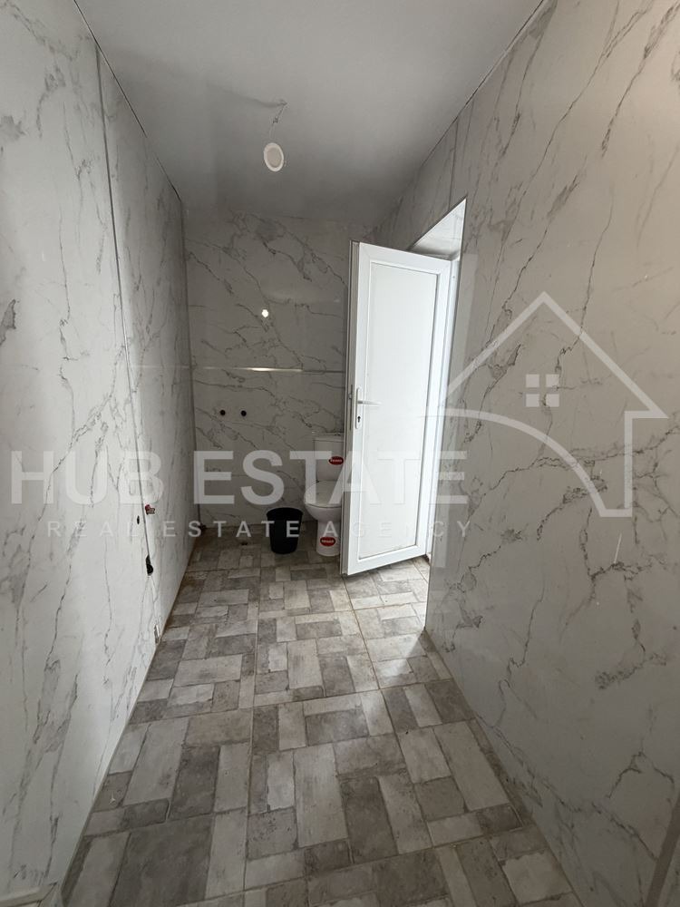 Продава КЪЩА, гр. Добрич, Кралска зона, снимка 14 - Къщи - 54523030