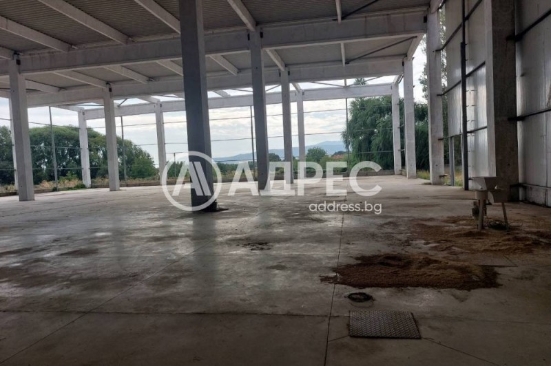 Продава СКЛАД, с. Куртово Конаре, област Пловдив, снимка 2 - Складове - 52523844