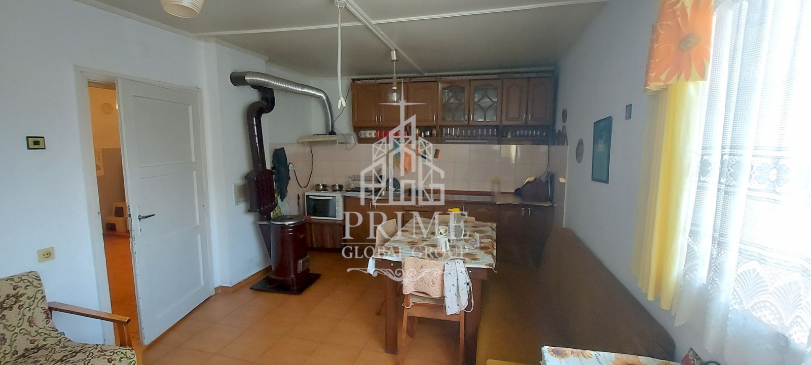 Продава КЪЩА, гр. Айтос, област Бургас, снимка 3 - Къщи - 54255799