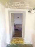 Продава КЪЩА, област Ямбол, с. Малко Шарково • 12500 € / 24447.88 лв. • 56432721 7