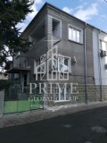 Продава КЪЩА, област Бургас, гр. Айтос • 190000 € / 371607.70 лв. • 82582863 1