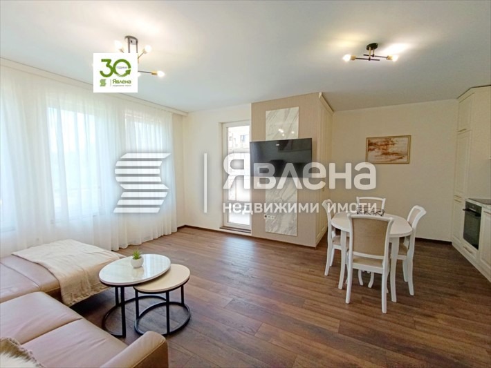 À venda  1 quarto Varna , k.k. Sv.Sv. Konstantin i Elena , 81 m² | 76345660 - imagem [2]
