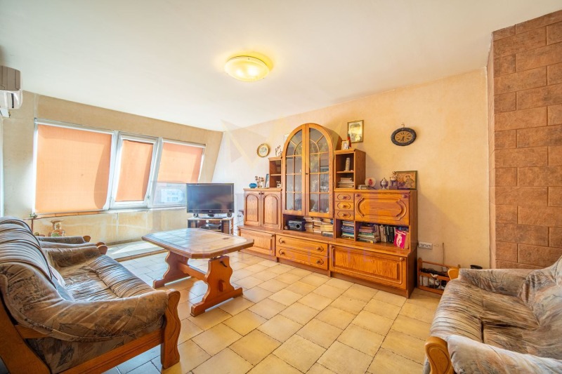 Продава 4-СТАЕН, гр. Варна, Център, снимка 2 - Апартаменти - 52874964