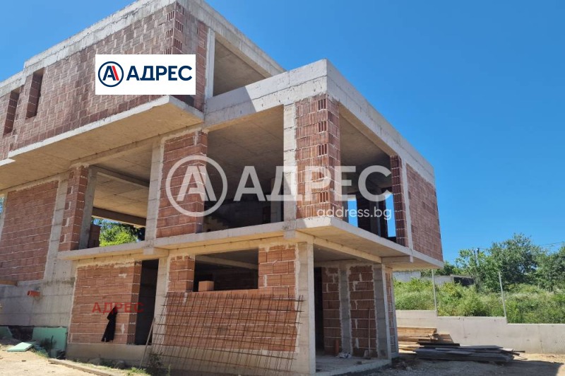 En venta  Casa Varna , m-t Dolna Traka , 304 metros cuadrados | 25634712