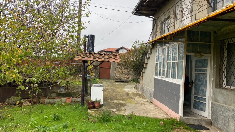 Продава КЪЩА, с. Калиманци, област Варна, снимка 5 - Къщи - 52782946