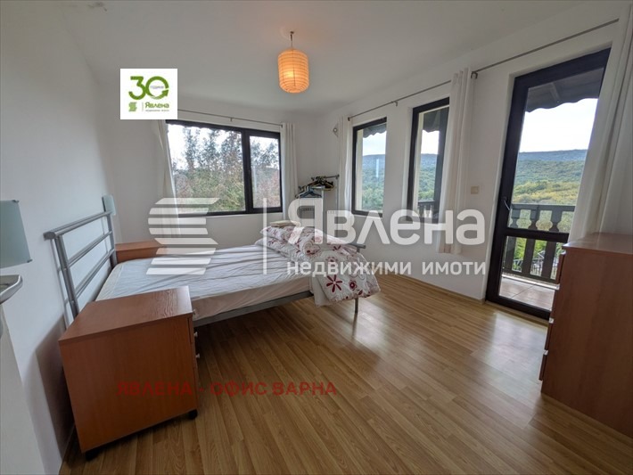 Продава КЪЩА, с. Църква, област Добрич, снимка 8 - Къщи - 55505327
