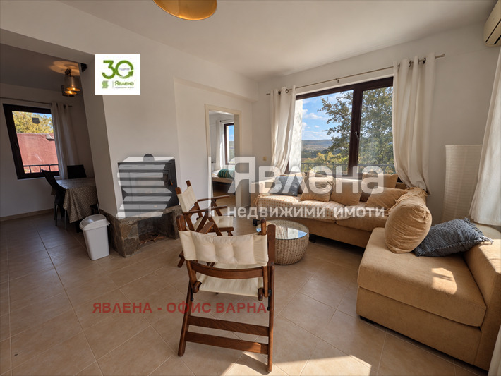 Продава КЪЩА, с. Църква, област Добрич, снимка 2 - Къщи - 55505327
