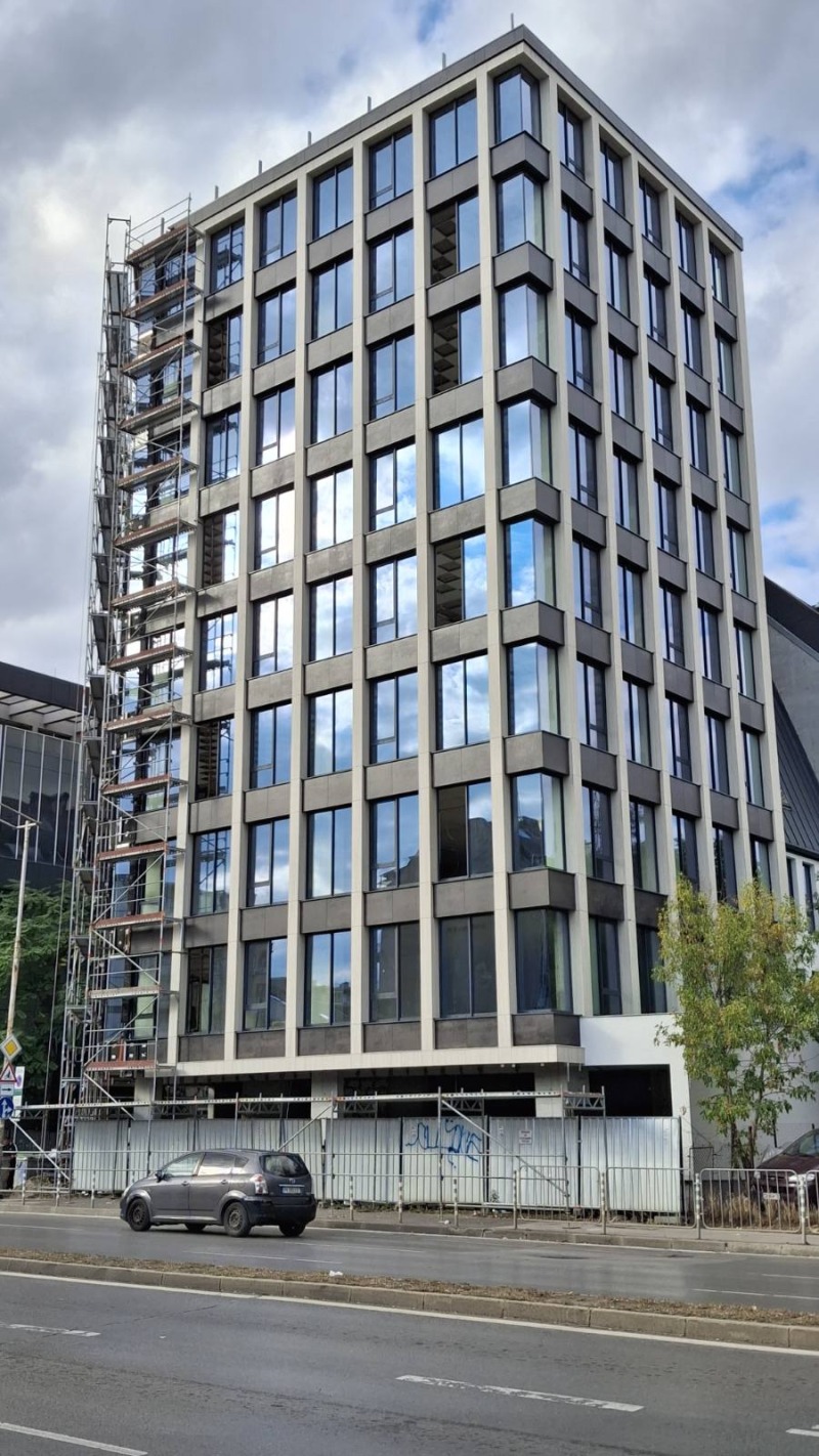 Продава  Заведение град София , Център , 307 кв.м | 87890697