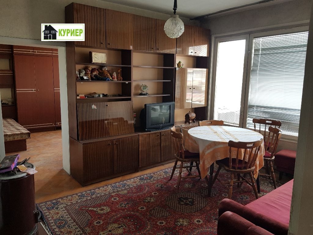 Продава 3-СТАЕН, гр. Русе, Широк център, снимка 2 - Апартаменти - 46241132