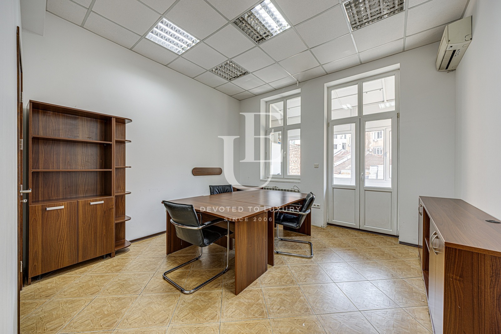 Продава МНОГОСТАЕН, гр. София, Център, снимка 7 - Апартаменти - 55525770