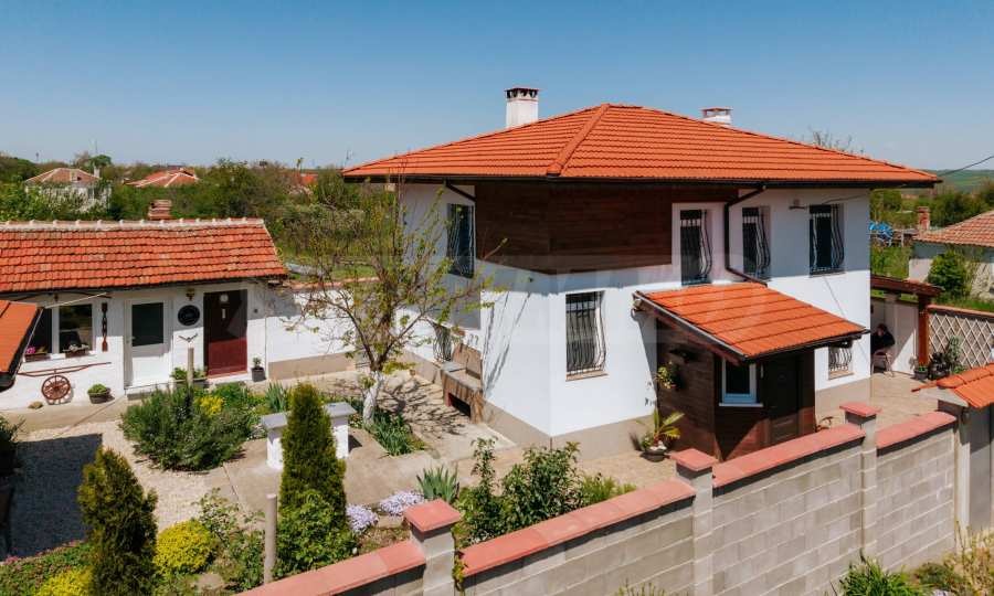 Продава КЪЩА, с. Дюлево, област Бургас, снимка 2 - Къщи - 54566817