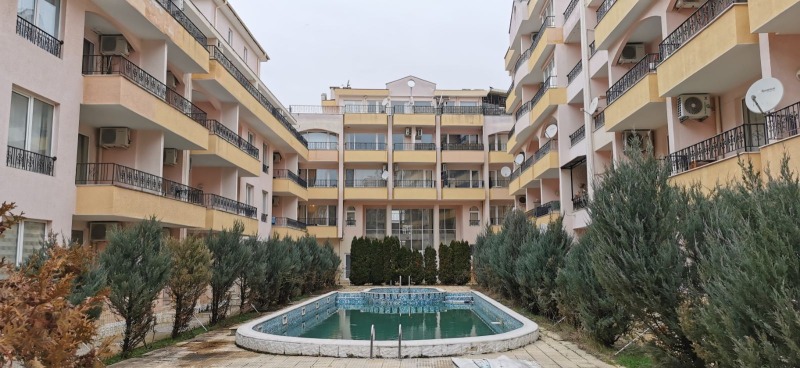 Продава 1-СТАЕН в област Бургас, к.к. Слънчев бряг - 30 кв.м / 46 000 € » 89 968.18 лв., РАВДА ПРОПЪРТИС