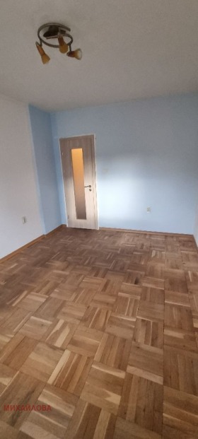 ������� 4-����� | Imot.bg � ����� ������ 12