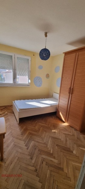 3 makuuhuonetta Tsentar, Stara Zagora 7