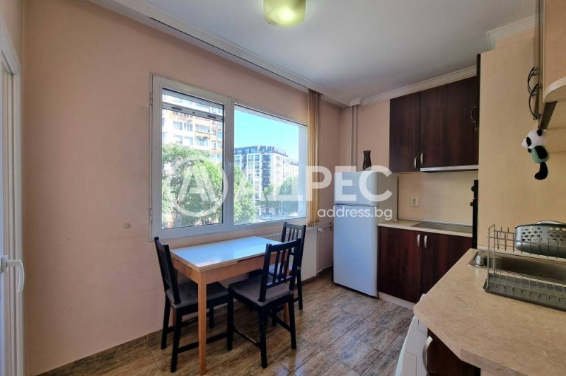 Продава  2-стаен град София , Банишора , 65 кв.м | 82674910