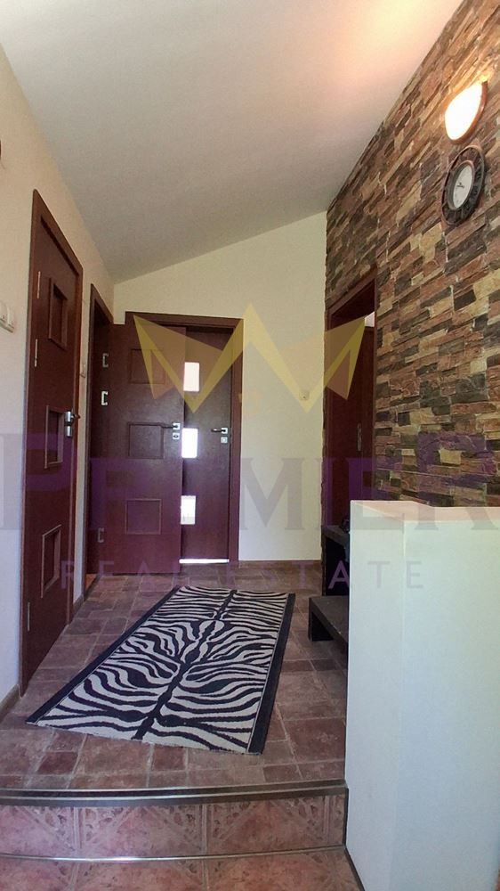 Продава КЪЩА, с. Новаково, област Варна, снимка 5 - Къщи - 54274536