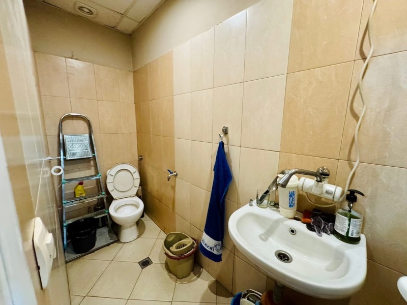 Продава МАГАЗИН, гр. Монтана, Парта 1, снимка 4 - Магазини - 52734394