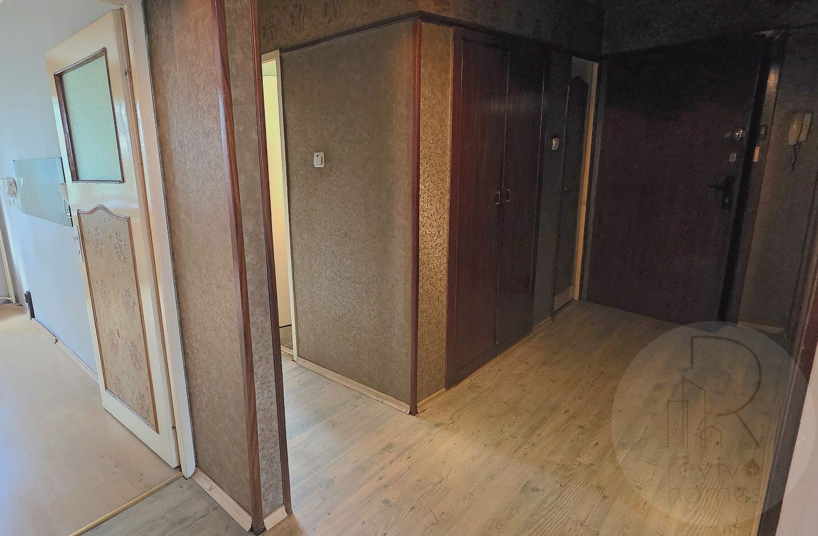 Продава 3-СТАЕН, гр. София, Лагера, снимка 10 - Апартаменти - 55319001