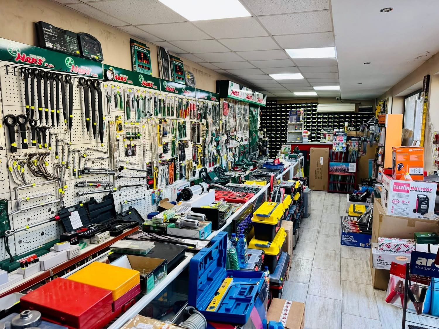 Продава МАГАЗИН, гр. Монтана, Парта 1, снимка 2 - Магазини - 53797651