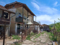 Продава КЪЩА, област Перник, с. Горна Врабча • 24000 € • 36170499 — Holmes.bg