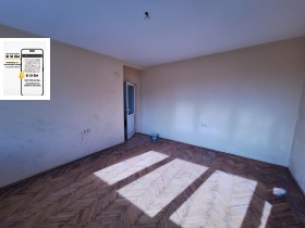 Piso de la casa Jristo Botev, Dobrich 4