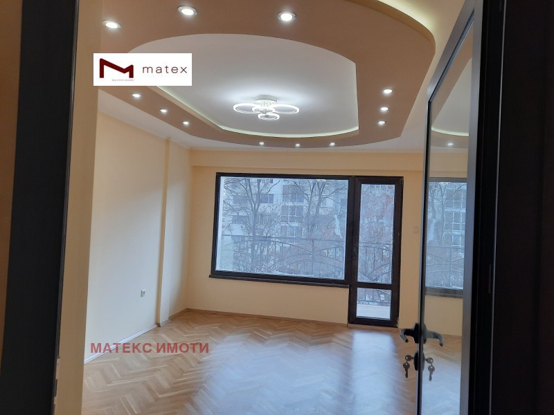 Продава МНОГОСТАЕН, гр. Варна, Левски 1, снимка 10 - Aпартаменти - 49551232